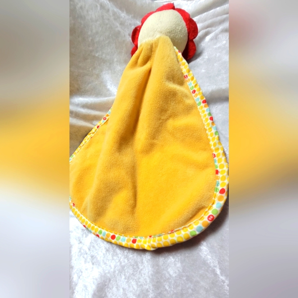Fisher Price Lion Lovey Baby Rattle & Security Blanket Yellow Plush 2015 - Picture 4 of 6